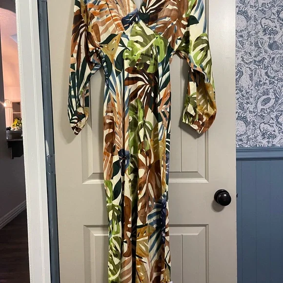 Never Fully Dressed | Dresses | Never Fully Dressed Multicolor Leaf Print  Dress | Poshmark